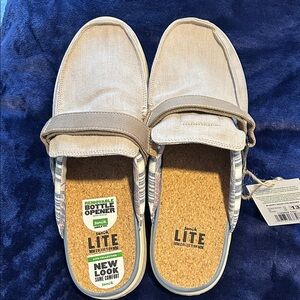 Sanuk Lite Beige Slip-Ons with Cork Insole